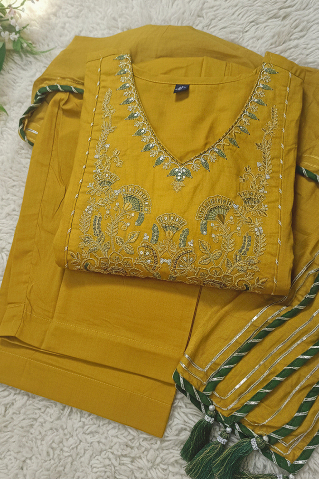 Anarkali Kurta Pant & Dupatta Set